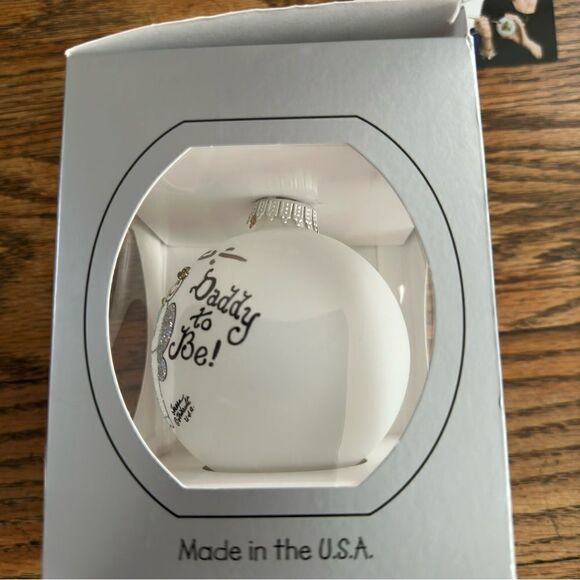 Heart Gifts by Teresa Inc. Hand Painted Ornament Expecting Parents To Be‎ - Picture 6 of 10